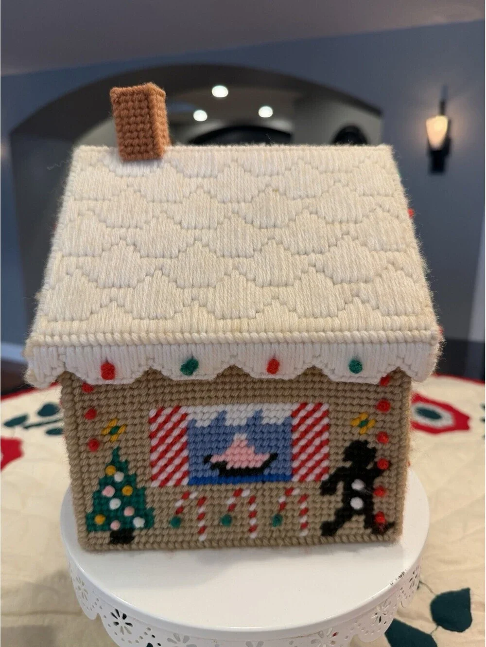 Vtg Handmade Needlepoint Canvas Gingerbread House & Set Of 2 Tissue Box Covers